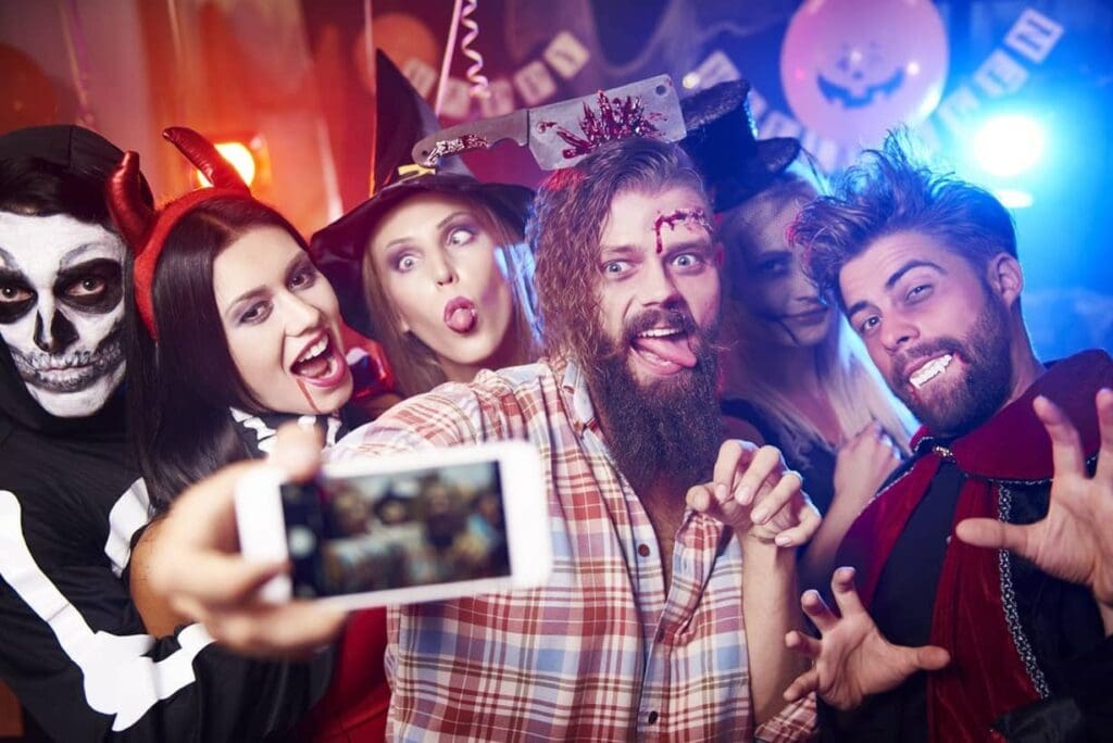 How to Dress on Theme for your Escape Room Experience