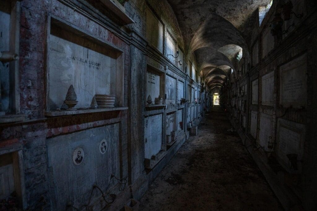 Crypt Escape